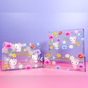 Hello Kitty Spring Flowers - Pen Holder & Mail Organizer